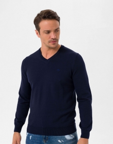 Alfio V-Neck Sweater